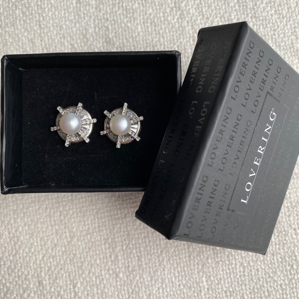 Stud earrings, screw back earrings, Lovering
